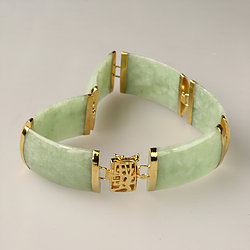 14K-Chinese-Character-Segment-Jade-Bracelet 