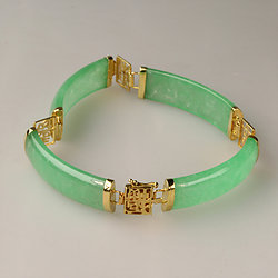 Chinese-Character-Segment-Jade-Bracelet 
