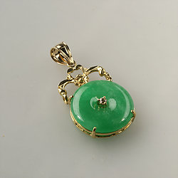 Gold-Disc-Cut-lucky-green-Jade-pendant