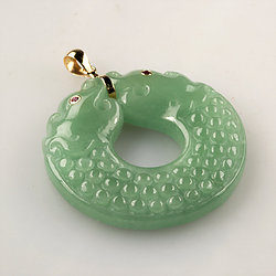 Genuine-Jadeite-Dragon-green-Jade-pendant