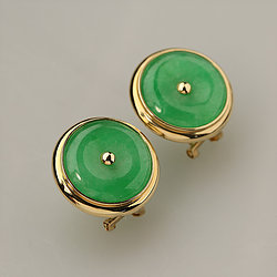 finest-quality-Jadeite-Jade-earring-GJE13