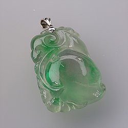 Jade Pendant: Imperial Jade Pendant - Jade Shop